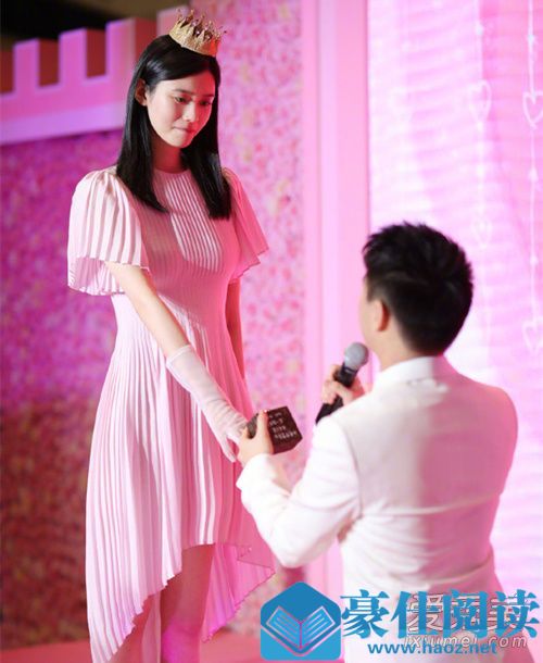 奚梦瑶陪四太逛街 这到底是个什么情况？