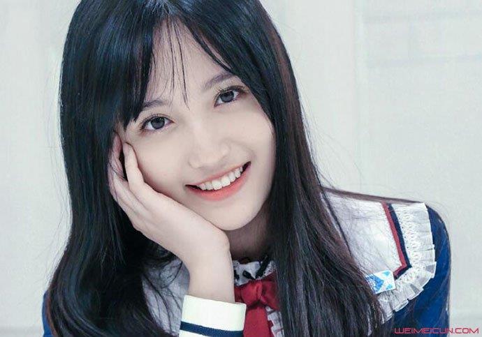费沁源还上学吗