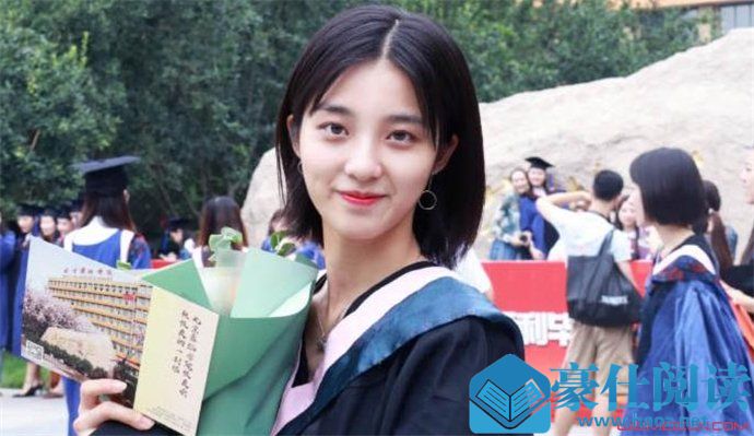 万鹏是哪个学校毕业的