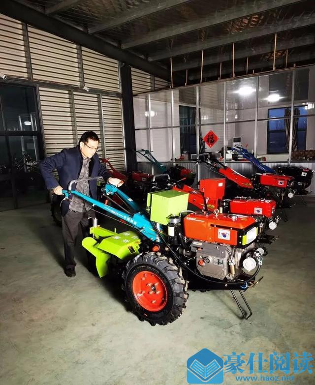 一年卖出5万台拖拉机的山东“农机大王”，玩起了网络“云春耕”