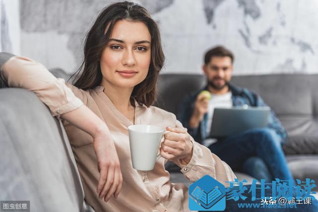真正聪明的人从来不跟领导走的太近，这3点真实原因，全是大智慧
