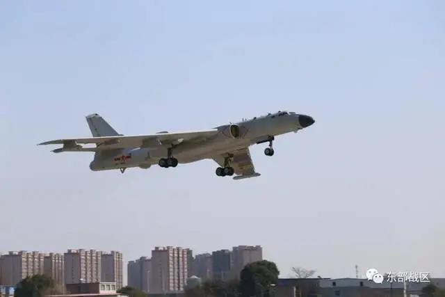 官方首次证实！东部战区空军列装新型战略轰炸机