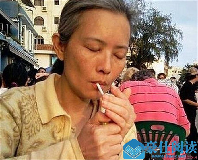 蓝洁瑛怎么变疯