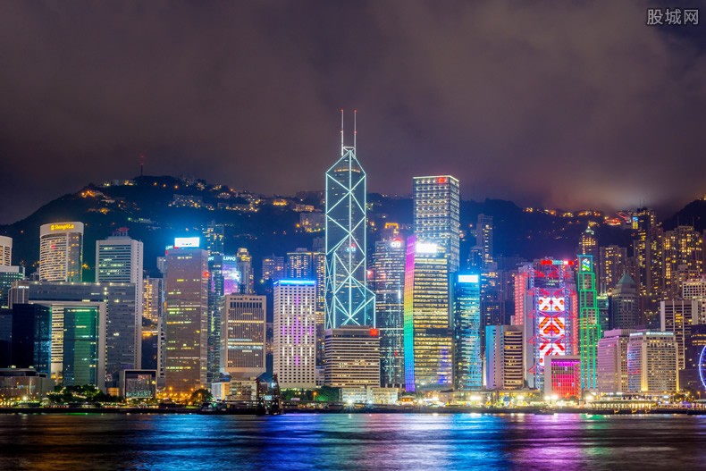 香港单日新增确诊121例