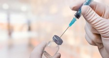 新冠疫苗最快上市时间 其研发一般需要多久？