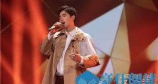 阿云嘎登央视春晚 混血外表实力派歌手