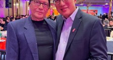 亚洲第一名美男尊龙近照曝光 69岁尊龙身材发福肚腩明显