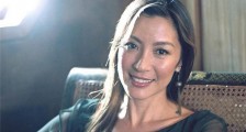 杨紫琼明明可以靠脸吃饭 杨紫琼颜值高一张照片迷倒众人