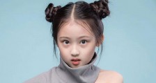 张婉儿一家三口图片 3岁出道资源好到爆张婉儿什么来头