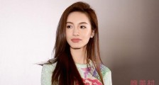 顾璇是混血吗 出道就当女主美女演员顾璇有什么背景