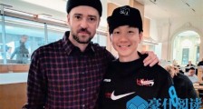 林俊杰贾老板合影 两人啥关系网友直呼一时间不知羡慕谁