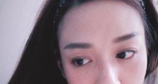 雪梨32岁女儿近照,长得像徐少强气质却像妈,曾自曝与父母很疏远