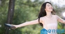 王冠怎么不主持了 原因被揭她去哪了现状怎么样