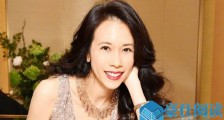 摄影师拍莫文蔚不慎落水 莫文蔚被吓坏摄影师竟是他