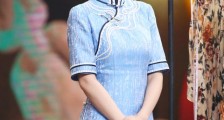 女星旗袍比拼:关晓彤旗袍造型露出蛮腰天鹅颈,杨颖旗袍造型显现短腿小平胸!