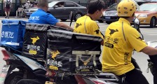 从共享充电宝之争,看美团和饿了么的无边界战争