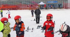 滑雪爱好者“烧钱”实录:交通酒店成本破千,一套装备近两万