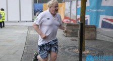 严禁汉堡薯片搞买一送一促销,英国为什么要对垃圾食品下死手