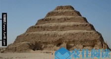 世界第一个金字塔 卓瑟王阶梯式金字塔在公元前2680年左右建造