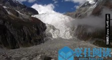 中国最大的冰瀑布 海螺沟冰瀑布高1080米