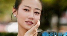 谭卓结婚生子是真的吗 谭卓疑似隐婚生子老公孩子外出被拍?