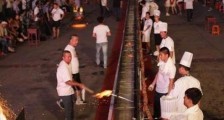 世界上最长的肉串，长达112米的超长肉串你见过吗？