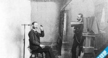 世界最早的照相机 达盖尔在1839年发明