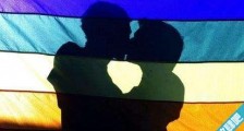 碍情是什么意思?什么梗?吐槽同性爱被弱化和被改编成兄弟姐妹情