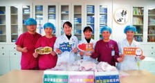 蒙古国“暖羊羊”送到援鄂医疗队员手里啦!