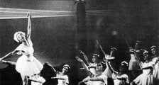 中国第一部大型舞剧 《和平鸽》在1951年出品