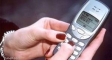 第一条短信 1992年在英国沃达丰上从电脑向手机发送