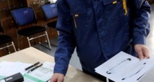 探访福建医用护目镜生产民企:加紧量产 每天12000副