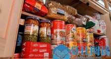 德媒:新冠疫情让德国人不淡定了 开始搬空超市囤货以防万一