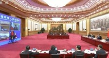 站在人类命运的十字路口!