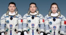 神舟十三号飞天摘星!美国心里有点酸!