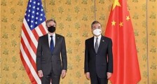 中国正告美国，王毅直接提了三个要求！