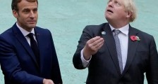 峰会还在举行,三个不祥之兆!