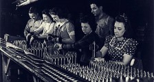 14亿人的战争:中国人用了30年望见计算力的珠峰!