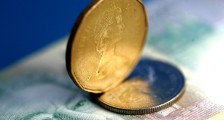 加拿大新冠肺炎疫情最新通报 利空消息不断经济受影响