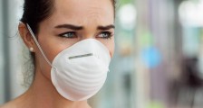 口罩上病毒存活多久 专家调查研究结果来了