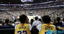 尊严成了一地鸡毛?上海深圳座无虚席!某迅恢复直播NBA!中国到底缺失了什么?
