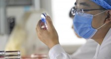 首例感染新型冠状肺炎患者是谁 该病毒来源确定了吗