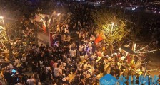 网红餐排号2万桌 排3天都吃不上到底是什么这么吸引人