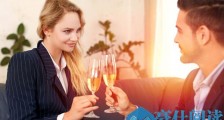 男女上下级日久生情?该如何避免这种情况?