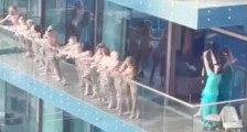 40个乌克兰美女在迪拜阳台拍裸照,乌克兰怎么就成了“欧洲子宫”