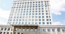 黑龙江绥芬河口岸:守住“三道防线” 确保不漏一人