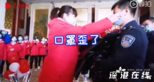 求婚口罩戴歪被护士女友打断 这是什么情况?