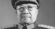 他是唯一拿元帅工资的大将,戎马一生却没有受过伤,人称福将