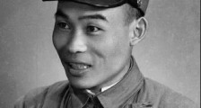 解放军战神张英才,荣获特等功9次,还打死了敌人军长!