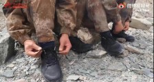 解放军新式体能训练鞋配发高原边防部队 官兵3000米体能测试快了20秒！